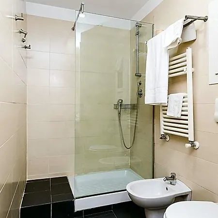 Residenza Gra 21 מלון דירות רומא