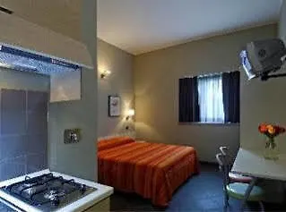 Residenza Gra 21 מלון דירות רומא